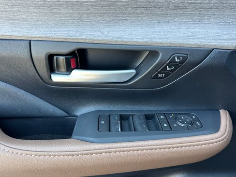 Certified 2026 Toyota Grand Highlander AWD image 11