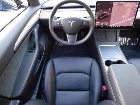 Used 2023 Tesla Model 3 Standard Range RWD image 35
