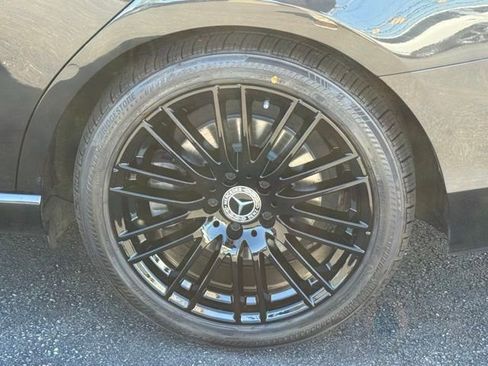 Used 2023 Mercedes-Benz C 300 4MATIC Sedan image 6