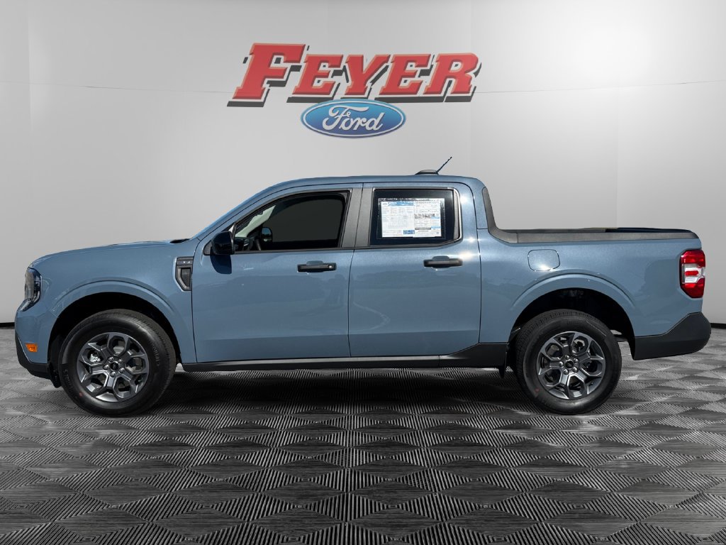 New 2026 Ford Maverick XLT w/ XLT Luxury Package FWD image 2