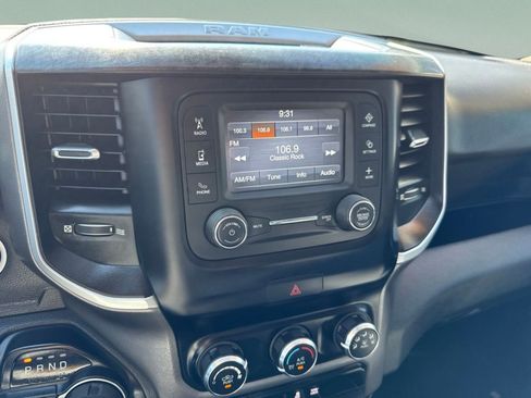 Used 2019 RAM 1500 Big Horn RWD image 12