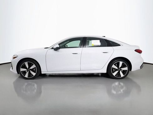 Used 2025 Audi A5 2.0T Premium w/ Convenience Package AWD/4WD image 4
