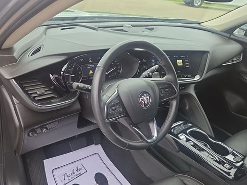 Used 2023 Buick Envision Essence FWD image 18