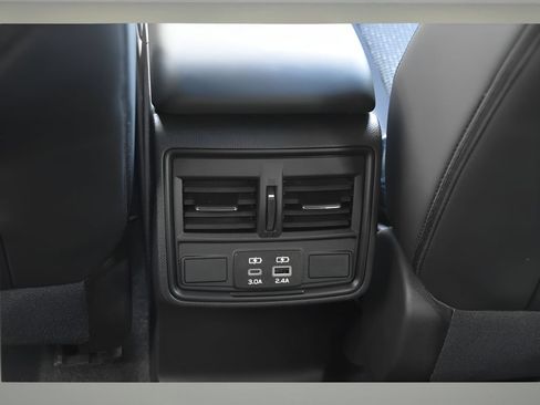 Certified 2026 Subaru Forester Premium AWD/4WD image 16