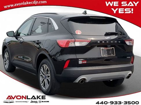 Used 2022 Ford Escape SEL w/ Technology Package image 4