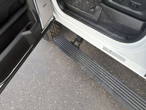 New 2026 RAM 3500 Laramie AWD/4WD image 18