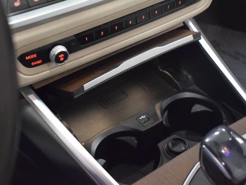 Used 2020 BMW 330i Sedan w/ M Sport Package image 50