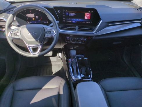 Used 2025 Chevrolet Trax ACTIV w/ Driver Confidence Package image 15