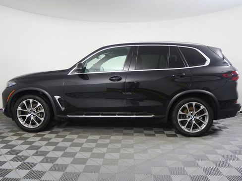 Used 2024 BMW X5 sDrive40i w/ Premium Package RWD image 6
