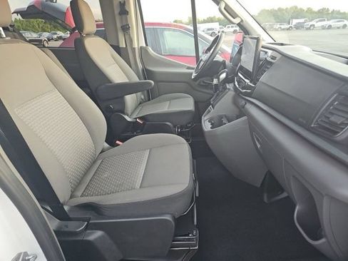 Used 2025 Ford Transit 350 XLT RWD image 9