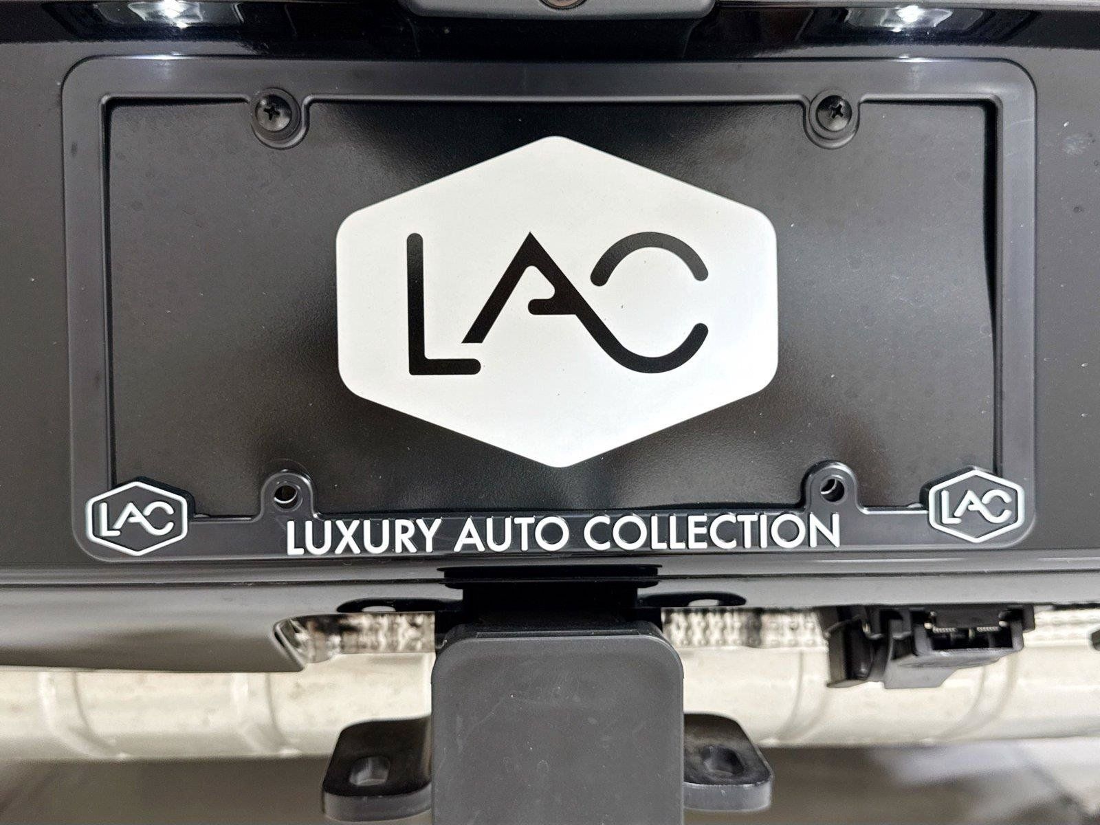 Used 2026 Land Rover Defender 110 X-Dynamic SE AWD/4WD image 37
