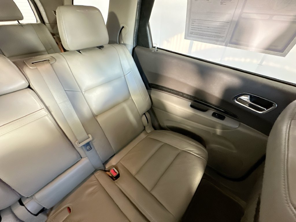 Used 2013 Dodge Durango Crew w/ Crew Convenience Group RWD image 14