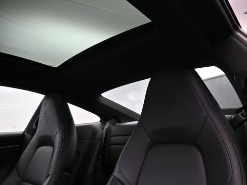 Used 2024 Porsche 911 Carrera 4S image 20