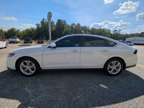 Used 2024 Honda Accord LX image 7