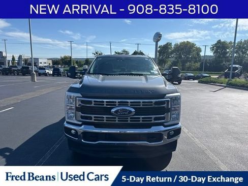 Used 2025 Ford F250 XLT AWD/4WD image 2