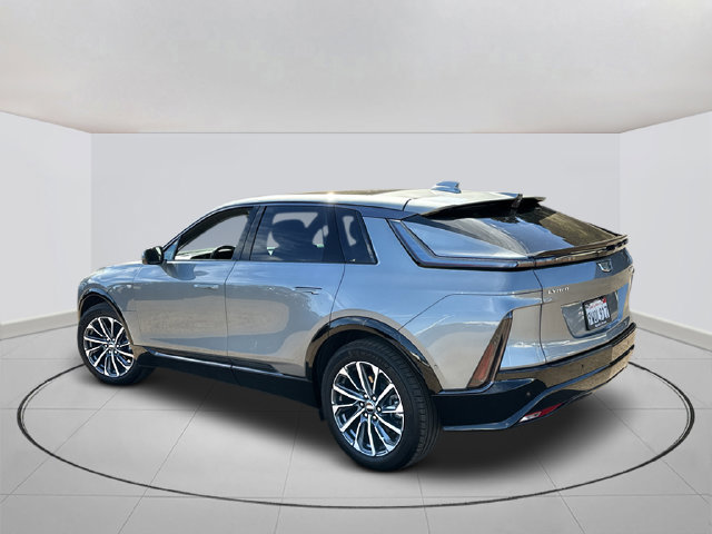 Certified 2024 Cadillac Lyriq Sport AWD/4WD image 3