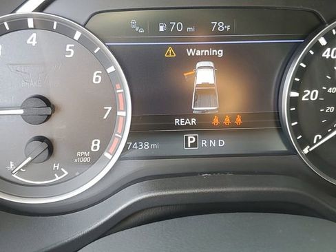 Certified 2024 Nissan Titan SV w/ SV Convenience Package RWD image 23