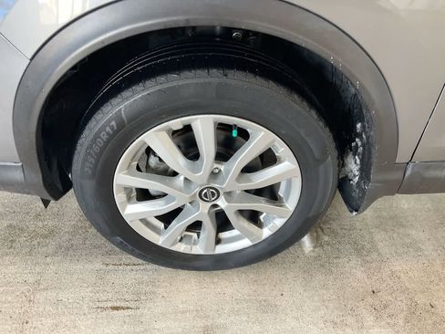 Used 2020 Nissan Rogue Sport SV image 10