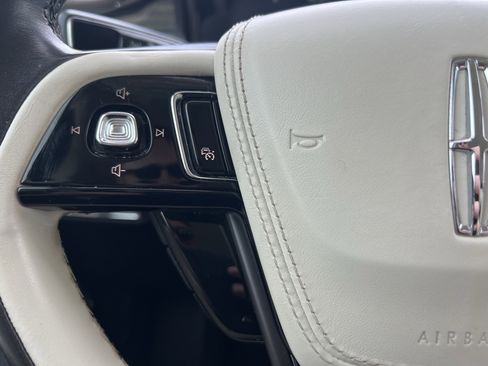 Used 2020 Lincoln Aviator Black Label image 19