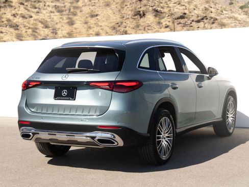 Used 2026 Mercedes-Benz GLC 300 image 10