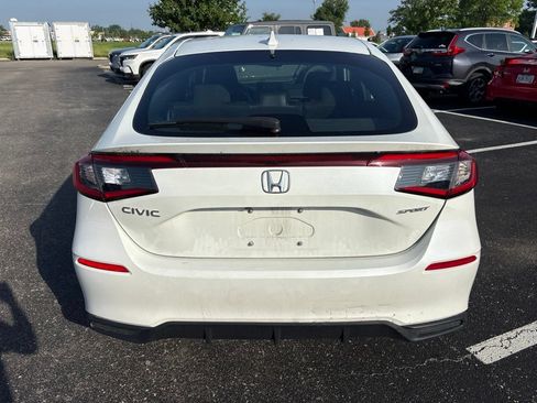 Used 2023 Honda Civic Sport image 8