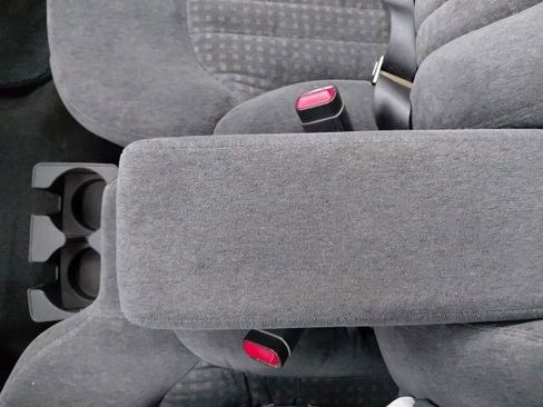 Used 2000 Chevrolet S10 Pickup LS w/ Preferred Equipment Group image 14