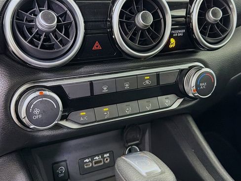 Used 2024 Nissan Sentra SV image 18