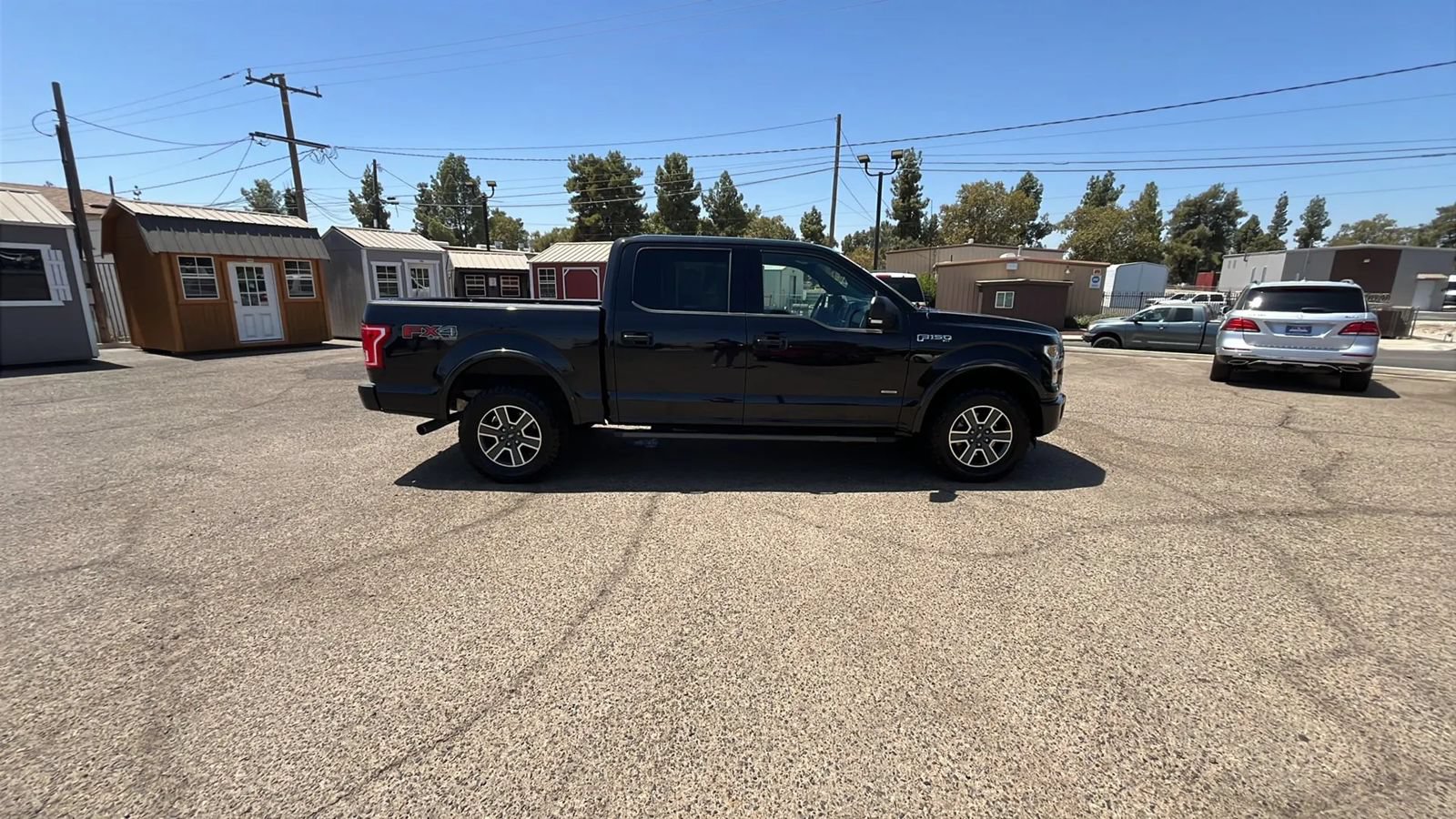 Used 2015 Ford F150 XLT w/ Equipment Group 302A Luxury AWD/4WD image 7