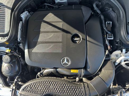 Certified 2022 Mercedes-Benz GLC 300 4MATIC image 12