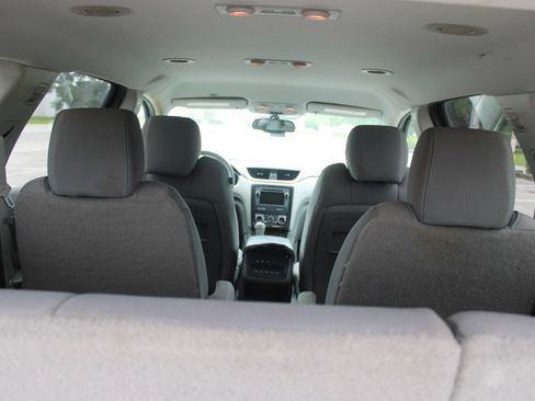 Used 2014 Chevrolet Traverse LT FWD image 31