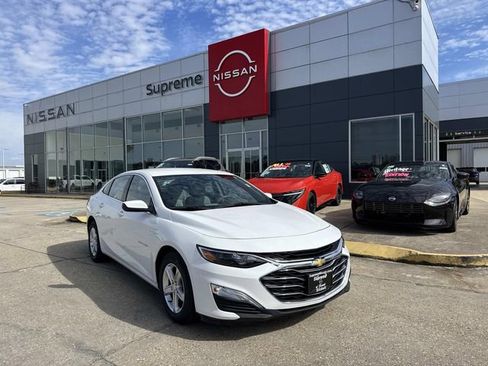Used 2020 Chevrolet Malibu LS w/ Driver Confidence Package II image 1