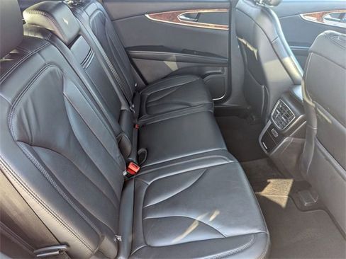 Used 2017 Lincoln MKX Select w/ Select Plus Package image 31