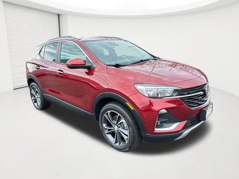 Certified 2023 Buick Encore GX Select AWD/4WD image 3