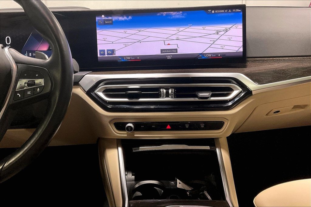 Used 2023 BMW 330i Sedan w/ Premium Package RWD image 7