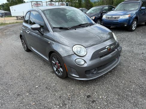 Used 2013 FIAT 500 Abarth w/ Beats Audio Pkg FWD image 5