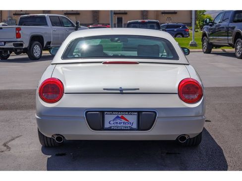 Used 2005 Ford Thunderbird 50th Anniversary RWD image 4