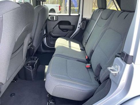 Used 2024 Jeep Wrangler Sport S image 25