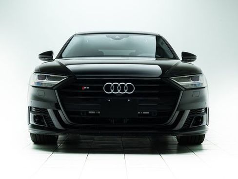 Used 2020 Audi S8 L image 10