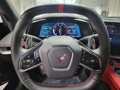 Used 2024 Chevrolet Corvette Stingray Preferred Cpe w/ Z51 Performance Package image 22