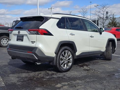Used 2019 Toyota RAV4 Limited image 7