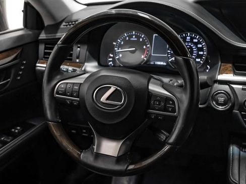 Used 2017 Lexus ES 350 FWD image 25