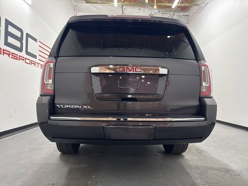 Used 2017 GMC Yukon XL Denali w/ Open Road Package image 12