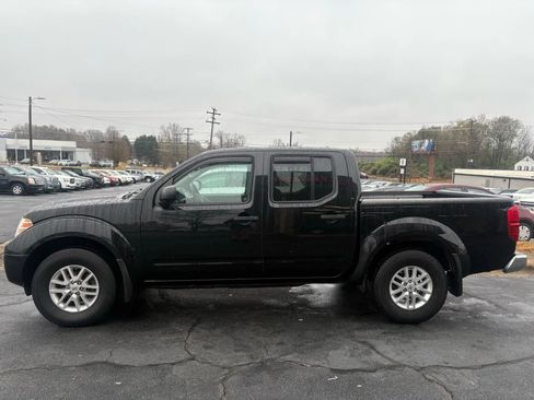 Used 2018 Nissan Frontier SV w/ Value Truck Package image 4