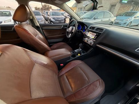 Used 2017 Subaru Outback 2.5i Touring w/ Popular Package #5A image 32