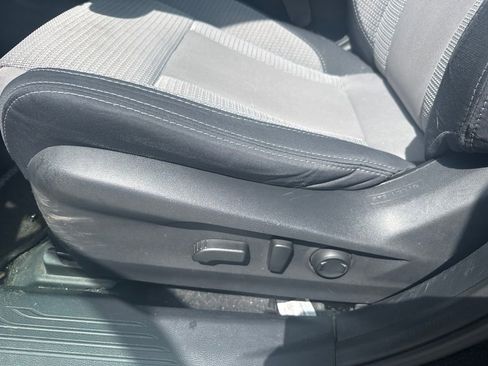 Used 2022 Subaru Outback Premium AWD/4WD image 10