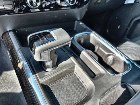 New 2026 GMC Sierra 1500 Elevation image 26