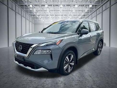 Certified 2023 Nissan Rogue Platinum w/ Platinum Premium Package AWD/4WD image 3