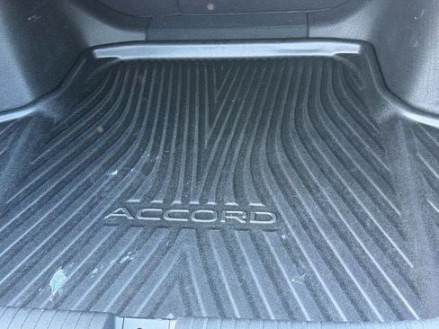 Used 2023 Honda Accord EX image 17