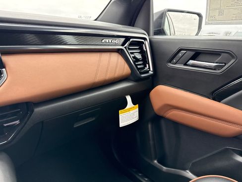 New 2026 GMC Canyon AT4 AWD/4WD image 27