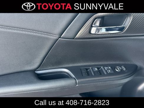 Used 2017 Honda Accord Sport image 15